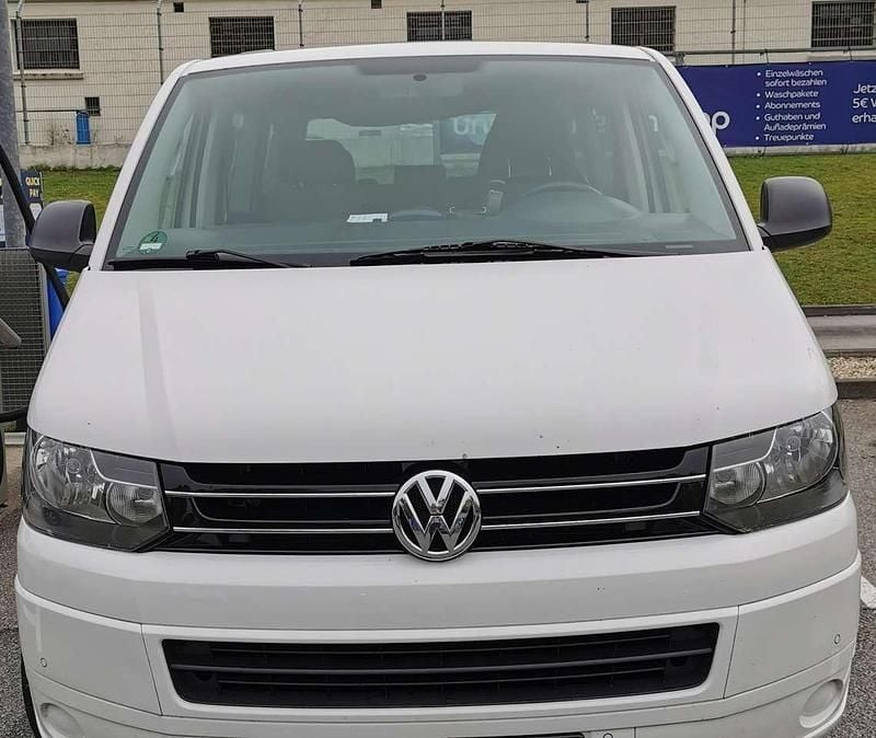 Weiß Gebraucht 2012 VW T5 Startline Van | 14.599 € (Etwas zu teuer) - Bild 1/4