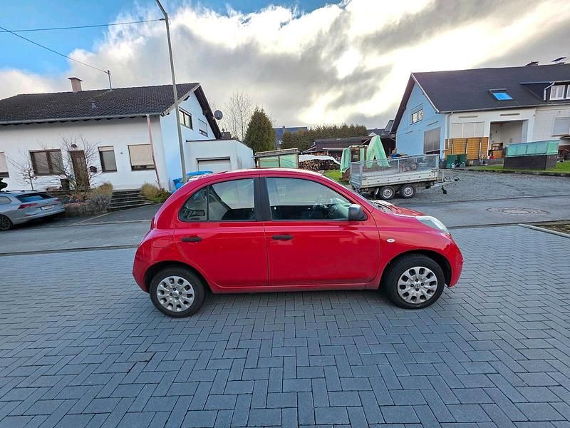 Gebraucht Nissan Micra 68 PS (50 kW) 2010 Rot Kleinwagen
