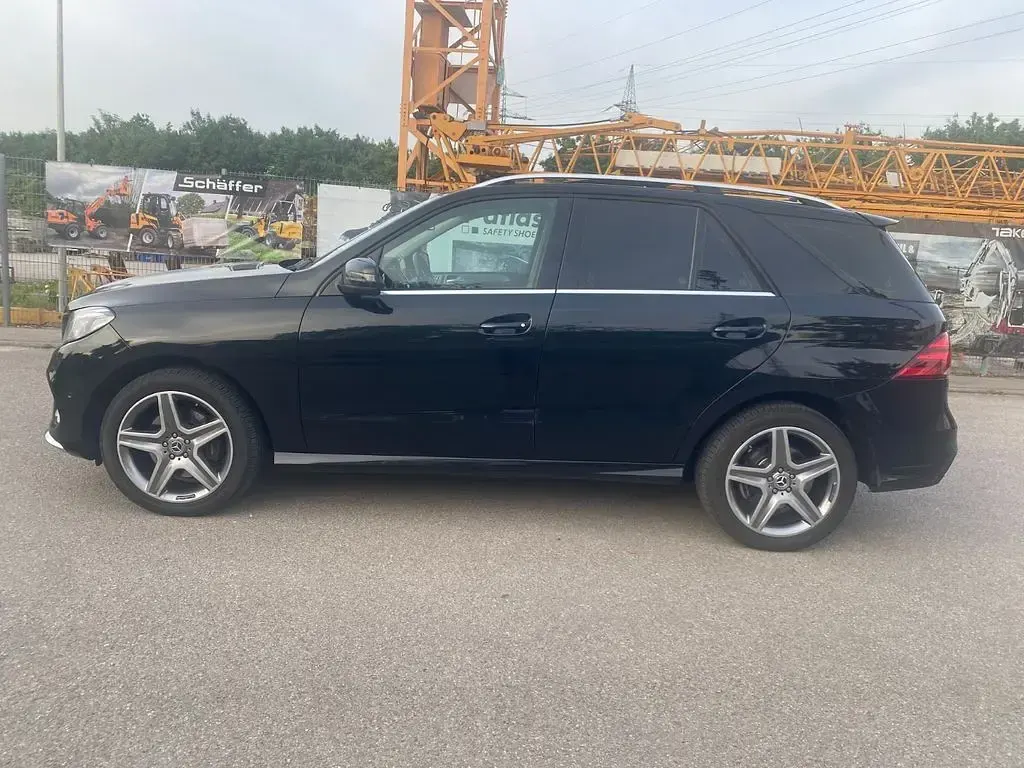 Gebraucht Mercedes GLE350 AMG line 258 PS (189 kW) 2017 Schwarz SUV