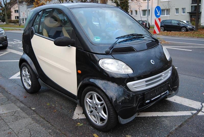 Schwarz Gebraucht 1998 Smart ForTwo Coupé Kleinwagen | 1.880 € (Fairer Preis) - Bild 1/4