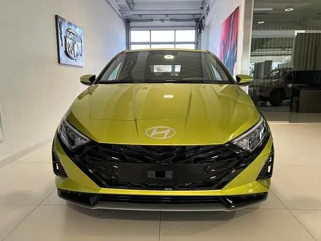 Gebraucht Hyundai i20 GO! 99 PS (72 kW) 2024 (lucid lime metallic/gelb) Kleinwagen