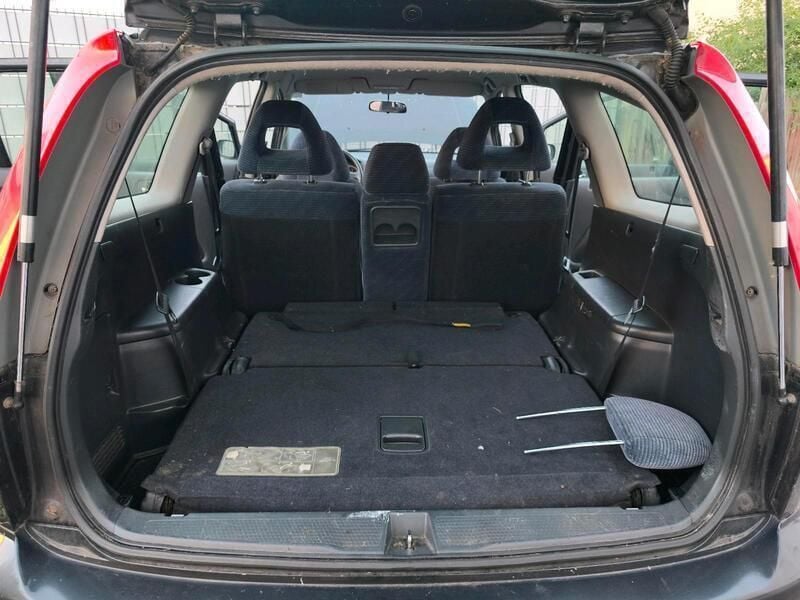 Grau Gebraucht 2001 Honda Stream Van / Kleinbus | 900 € (Superpreis) - Bild 1/4