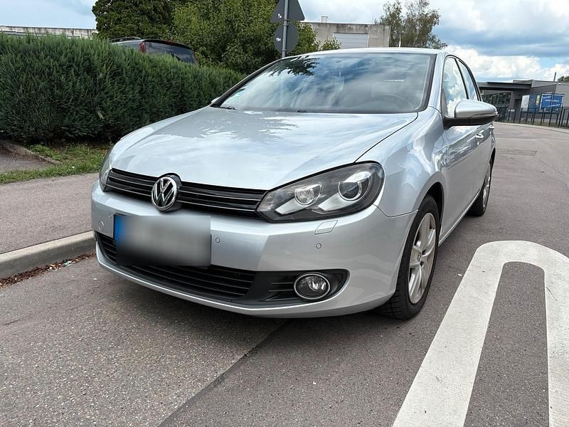 Grau Gebraucht 2009 VW Golf VI Limousine | 5.500 € (Etwas zu teuer) - Bild 1/4