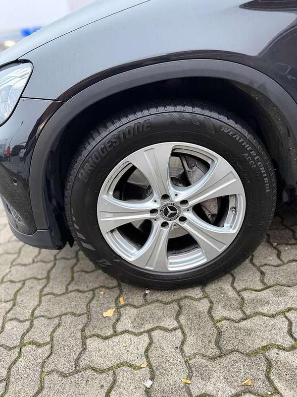 Gebraucht Mercedes GLC250 AMG line 211 PS (155 kW) 2017 SUV