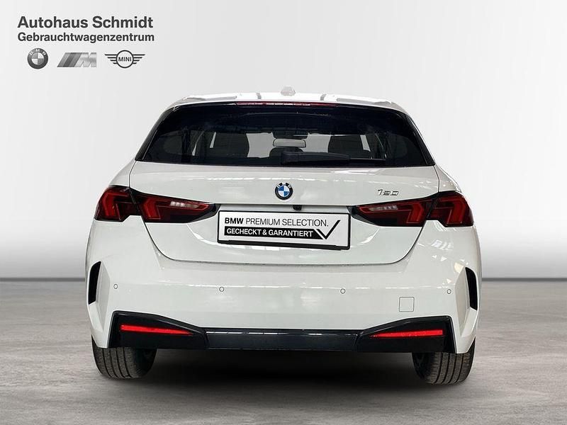 Gebraucht BMW 120 156 PS (114 kW) 2025 Alpinweiß uni Kleinwagen