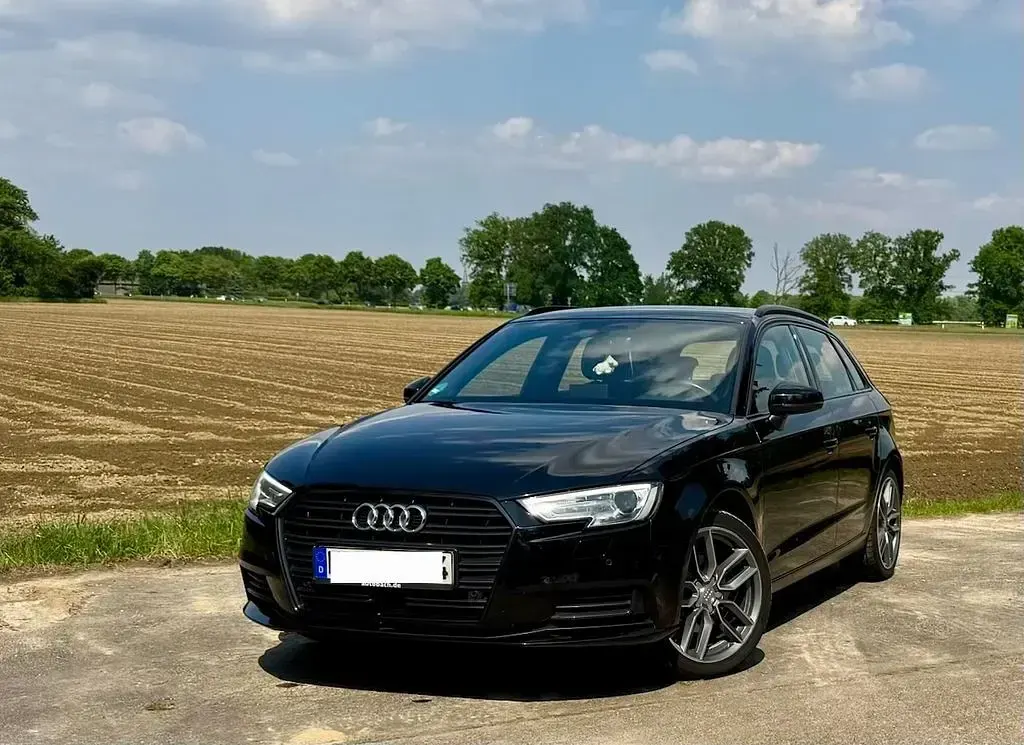 Usata Audi A3 Black Edition 150 CV (110 kW) 2019 Nero Berlina