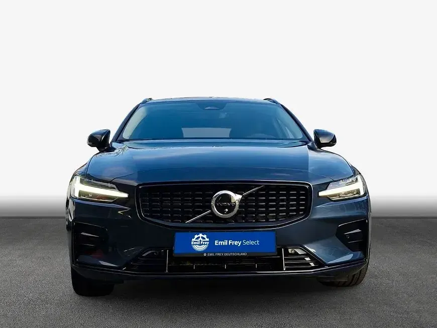 Gebraucht Volvo V60 Plus 197 PS (144 kW) 2025 Blau Kombi