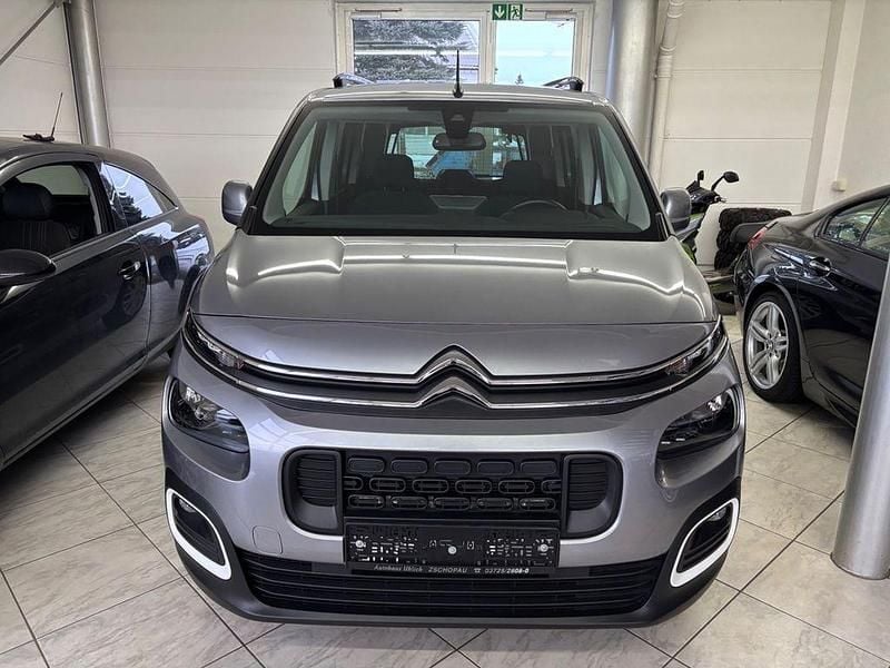 Gebraucht Citroën Berlingo Feel 131 PS (96 kW) 2019 Grau Van / Kleinbus