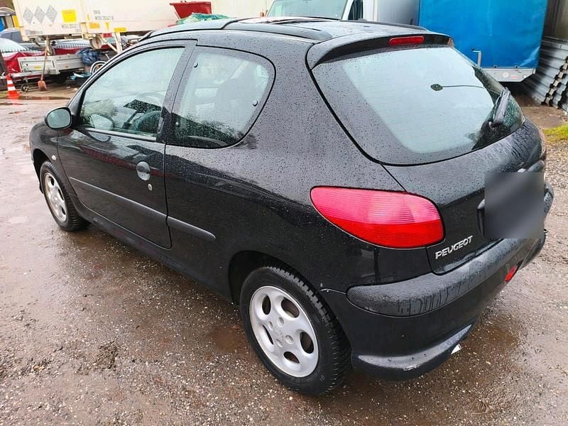 Gebraucht Peugeot 206 75 PS (55 kW) 2006 Schwarz Kleinwagen