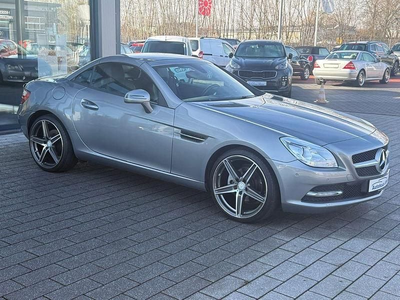 Gebraucht Mercedes SLK200 Edition 1 184 PS (135 kW) 2012 Silber Cabrio