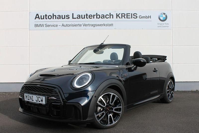 Schwarz Gebraucht 2024 Mini John Cooper Works Cabriolet Cabrio | 36.750 € (Etwas zu teuer) - Bild 1/4
