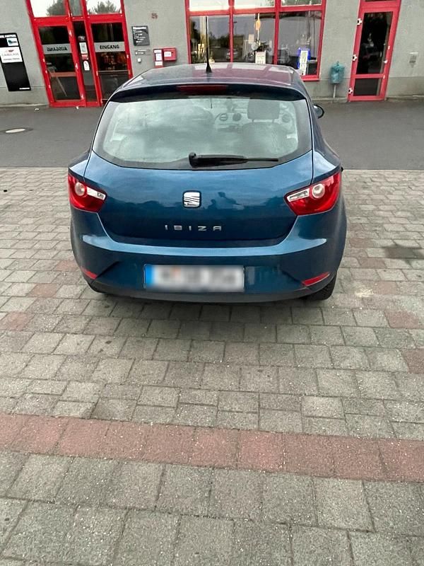 Gebraucht Seat Ibiza 69 PS (50 kW) 2012 Blau Coupé