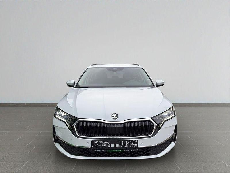 Neu Skoda Octavia Selection 150 PS (110 kW) 2026 Weiß Kombi