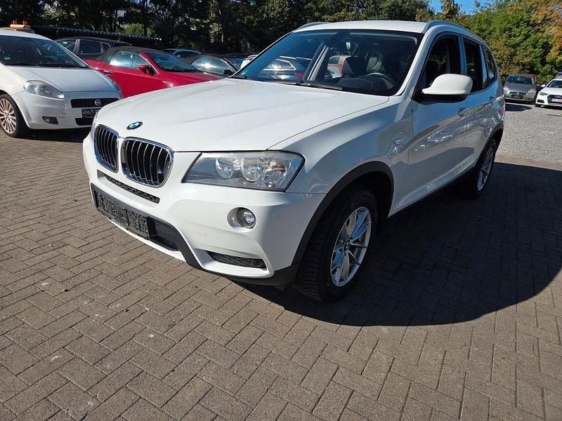Weiß Gebraucht 2012 BMW X3 Sport Line SUV | 7.499 € (Guter Preis) - Bild 1/4