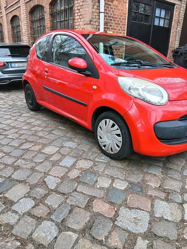 Gebraucht Citroën C1 68 PS (50 kW) 2007 Rot Kleinwagen