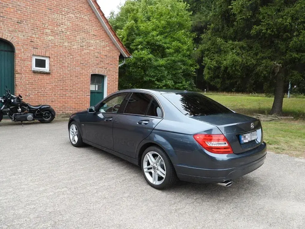 Gebraucht Mercedes C220 AMG 170 PS (125 kW) 2009 Grau Limousine