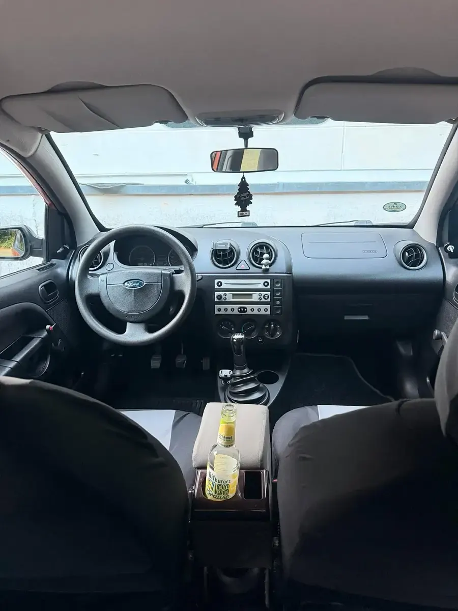 Gebraucht Ford Fiesta 70 PS (51 kW) 2004 Orange Kleinwagen