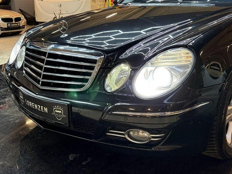 Gebraucht Mercedes E280 Avantgarde 190 PS (139 kW) 2007 Schwarz Limousine