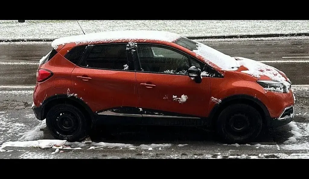 Second-hand Renault Captur Experience 90 CP (66 kW) 2016 SUV