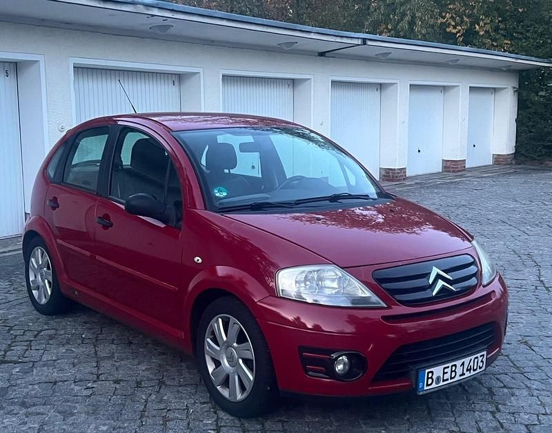 Rot Gebraucht 2006 Citroën C3 VTR Sport Kleinwagen | 3.490 € (Fairer Preis) - Bild 1/4