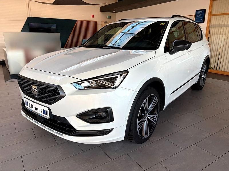 Weiß Gebraucht 2021 Seat Tarraco 4Drive SUV | 20.950 € (Superpreis) - Bild 1/4