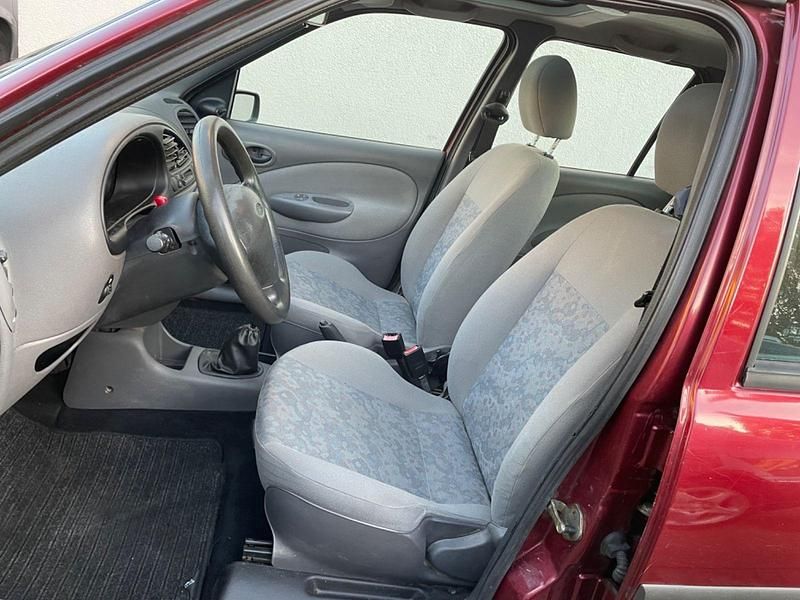 Gebraucht Ford Fiesta 60 PS (44 kW) 1999 Rot Kleinwagen