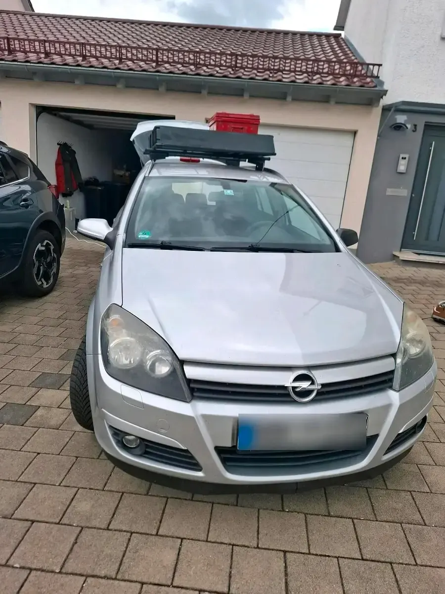 Gebraucht Opel Astra 104 PS (76 kW) 2004 Silber Kombi