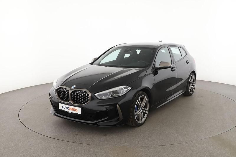 Schwarz Gebraucht 2019 BMW M135 Performance Kleinwagen | 28.090 € (Superpreis) - Bild 1/3