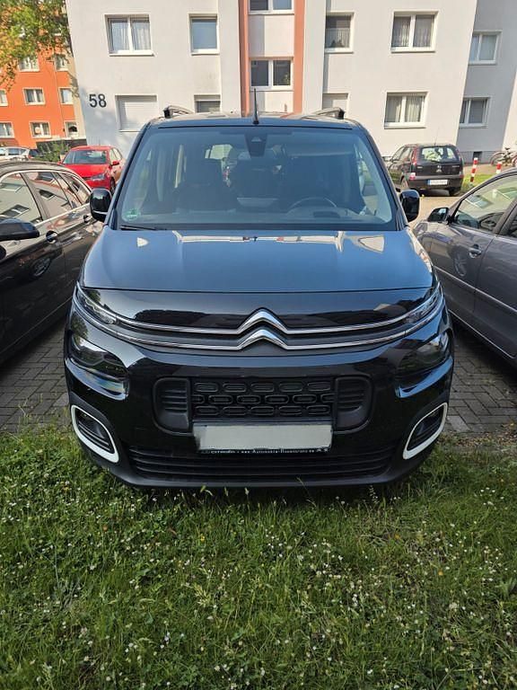 Gebraucht Citroën Berlingo PureTech 110 PS (80 kW) 2019 Schwarz Van / Kleinbus