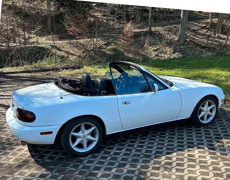 Gebraucht Mazda MX5 116 PS (85 kW) 1991 Weiß Cabrio