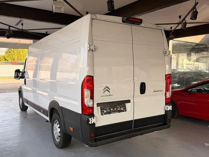 Gebraucht Citroën Jumper 165 PS (121 kW) 2024 Weiß Van / Kleinbus