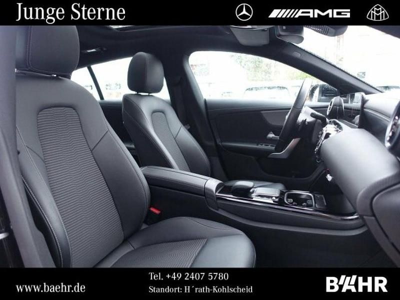 Gebraucht Mercedes CLA250e Shooting Brake 160 PS (117 kW) 2022 Unilack nachtschwarz Kombi