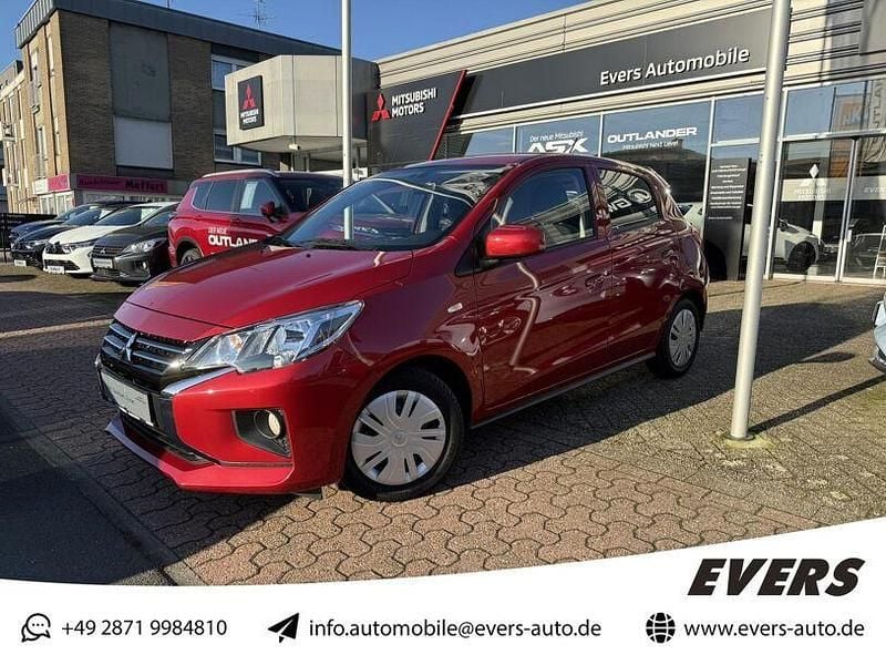 Amarenarot Gebraucht 2023 Mitsubishi Space Star Select Limousine | 11.450 € (Guter Preis) - Bild 1/4