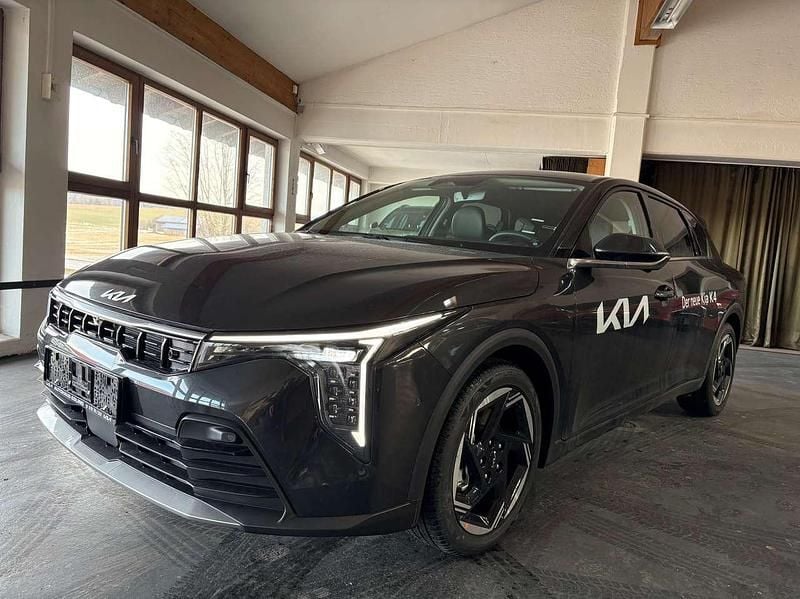 Zilinaschwarz Gebraucht 2026 Kia K4 Spirit Limousine | 33.990 € (Guter Preis) - Bild 1/4