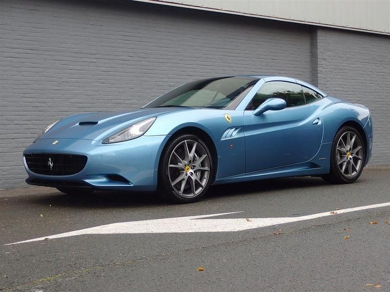 Gebraucht Ferrari California 460 PS (338 kW) 2010 Blau Cabrio