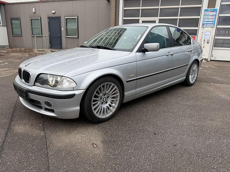 Gebraucht BMW 320 M Sport 150 PS (110 kW) 1999 Silber Limousine