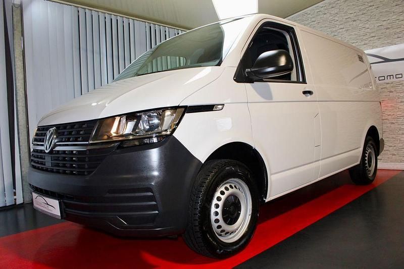 Gebraucht VW Transporter 150 PS (110 kW) 2021 Candyweiss Van