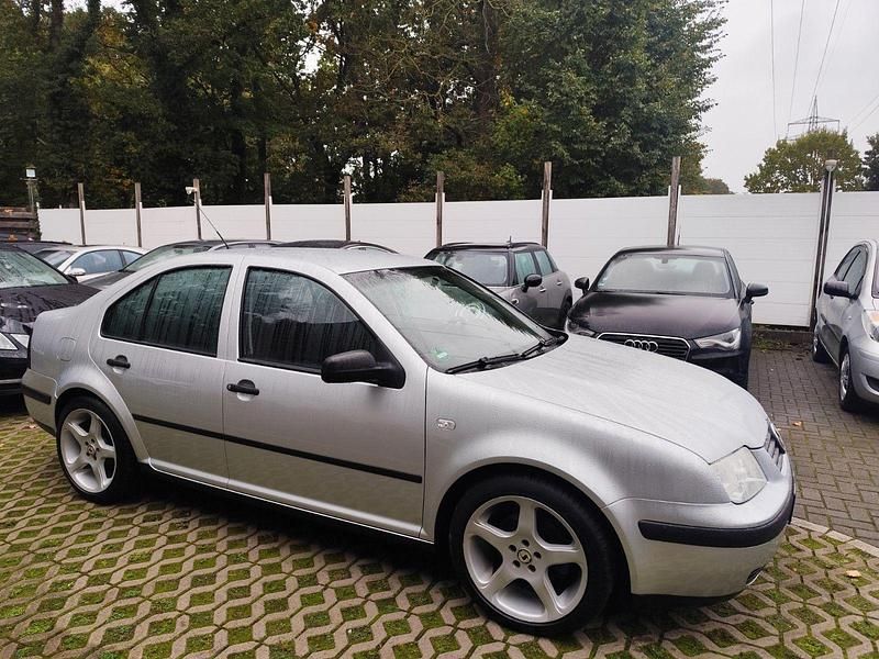 Gebraucht VW Bora Basis 105 PS (77 kW) 2003 Silber Limousine