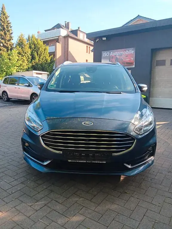 Używany Ford Galaxy Titanium 150 KM (110 kW) 2019 Niebieski Minivan