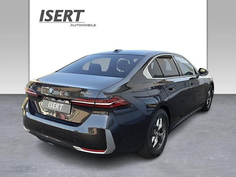 Gebraucht BMW 520 Comfort Edition 197 PS (144 kW) 2024 Grau Limousine