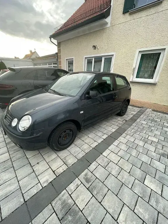 Brugt VW Polo Basis 64 HK (47 kW) 2004 Grå Hatchback