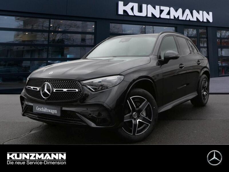 Obsidianschwarz metallic Gebraucht 2025 Mercedes GLC200 AMG SUV | 52.790 € (Guter Preis) - Bild 1/4