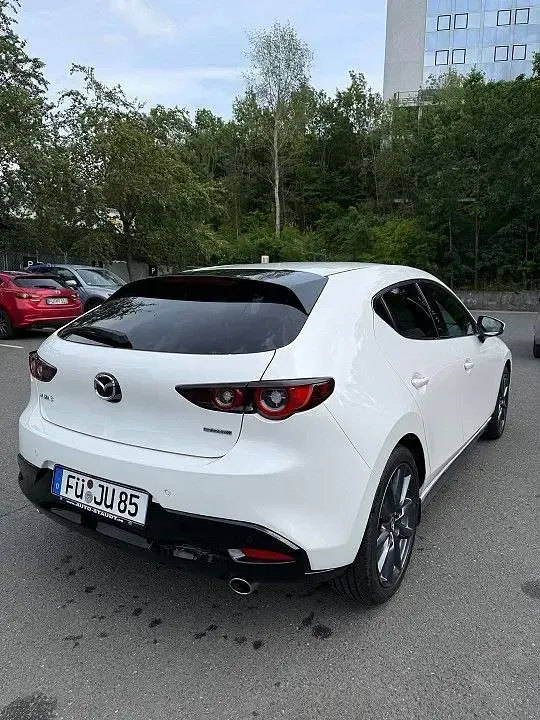 Gebraucht Mazda 3 140 PS (102 kW) 2025 Snowflake white pearl Limousine