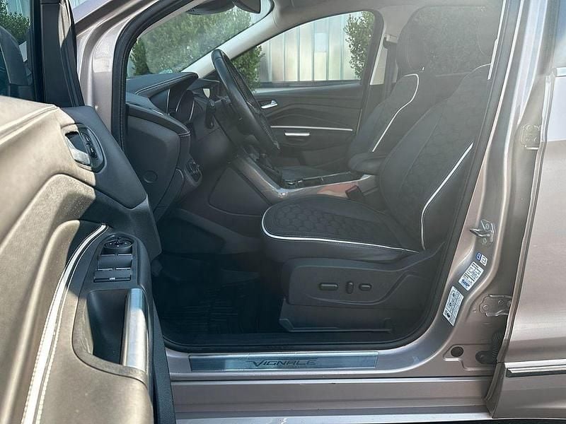 Gebraucht Ford Kuga Vignale 182 PS (133 kW) 2018 Grau SUV