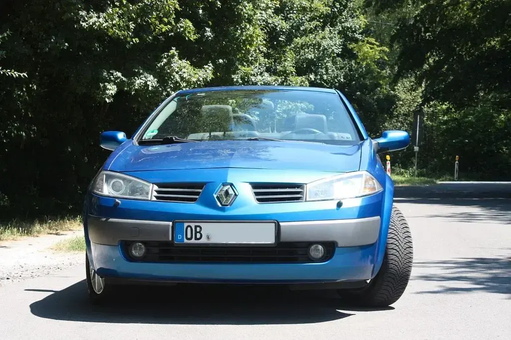 Gebraucht Renault Mégane Cabriolet Exception 163 PS (119 kW) 2005 Blau Cabrio