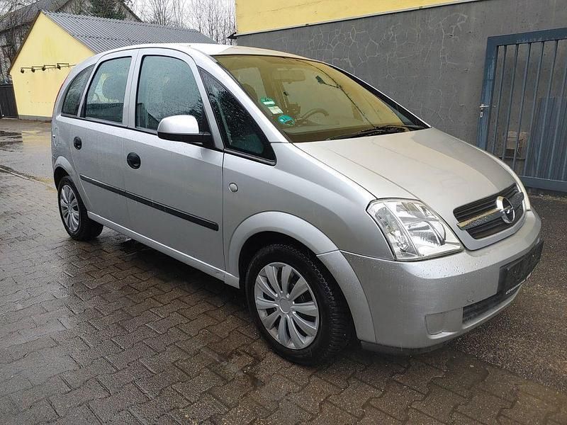 Gebraucht Opel Meriva Cosmo 101 PS (74 kW) 2004 Silber Van / Kleinbus
