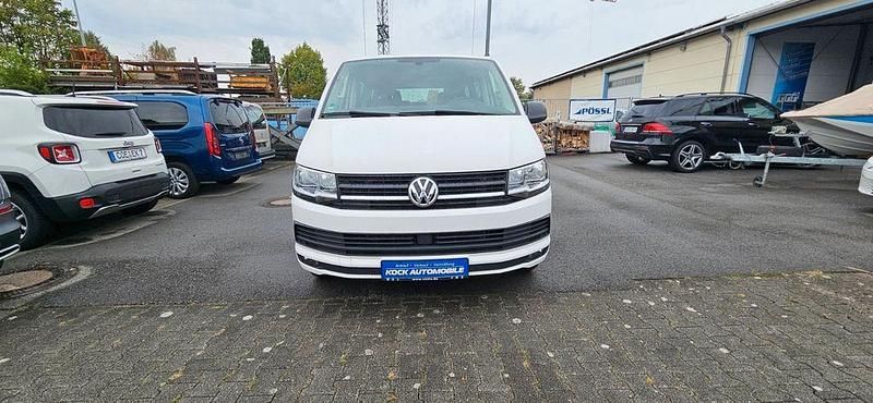 Gebraucht VW Multivan Trendline 150 PS (110 kW) 2018 Weiß Van