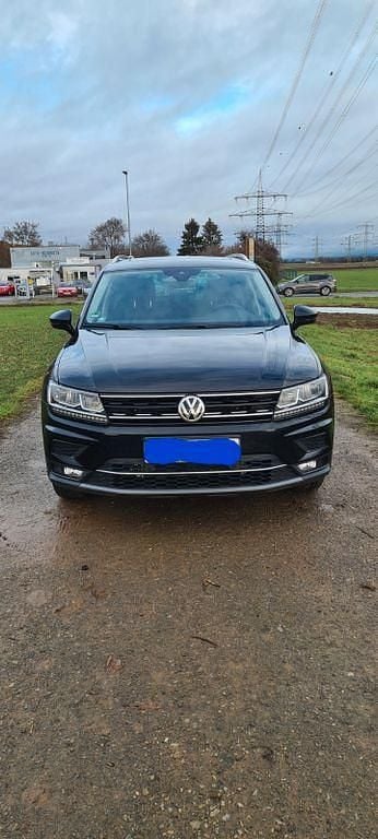 Gebraucht 2017 VW Tiguan Highline SUV | 20.099 € (Guter Preis) - Bild 1/4