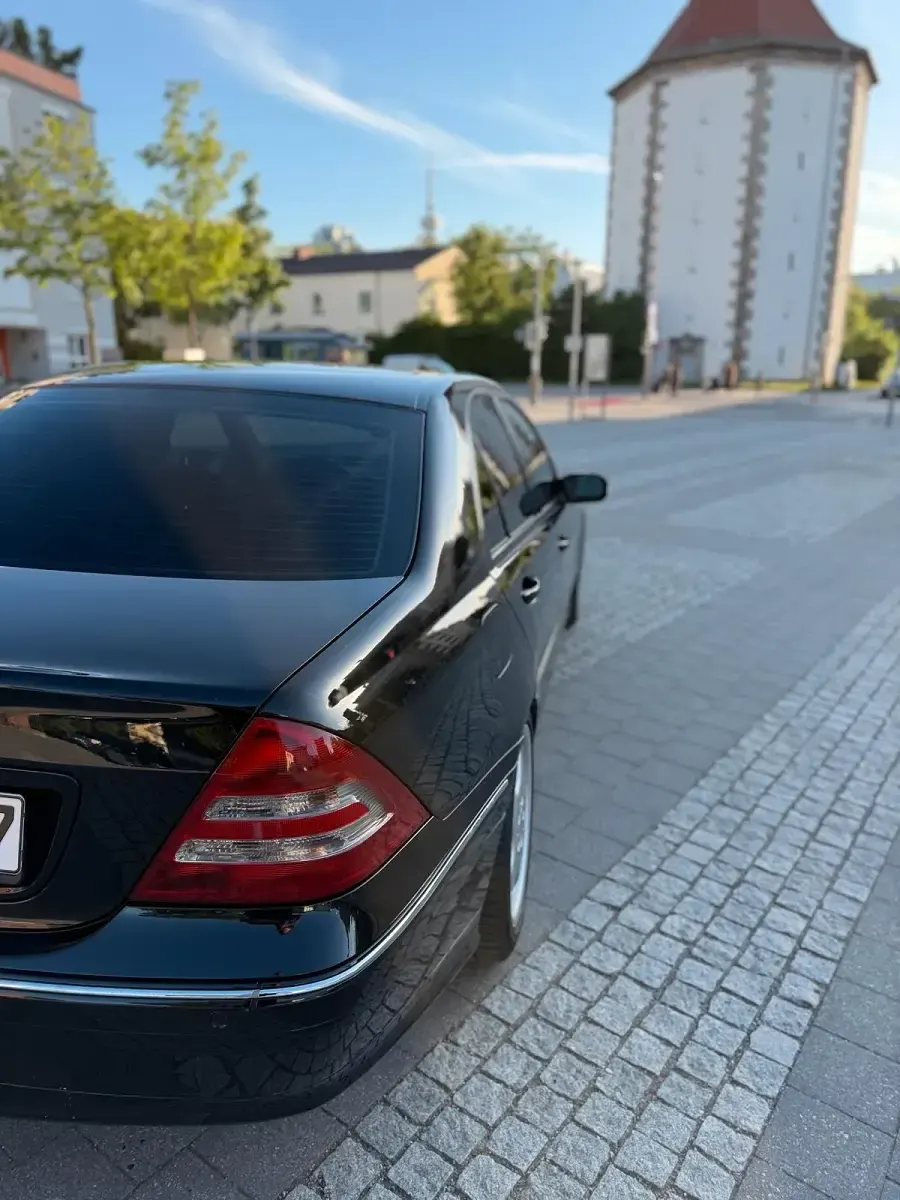 Gebraucht Mercedes C220 143 PS (105 kW) 2003 Schwarz Limousine