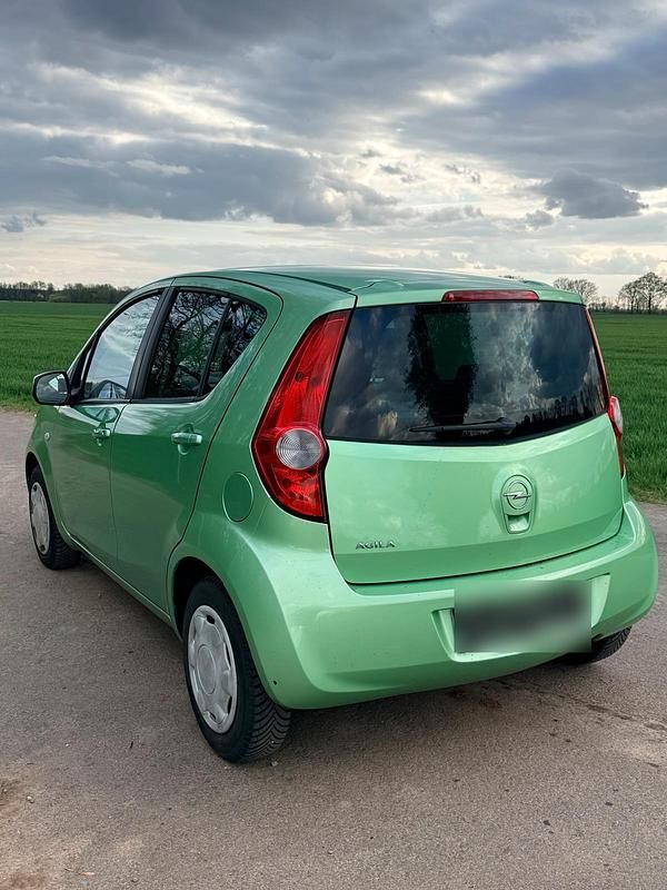 Second-hand Opel Agila 65 CP (47 kW) 2009 Verde Hatchback